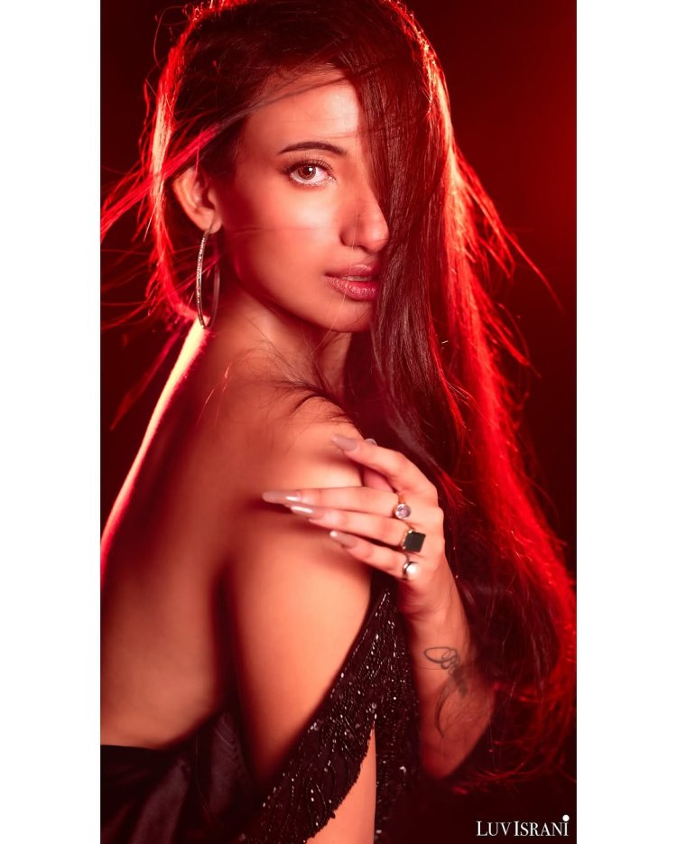 Ambika Shukla Biography: Wikipedia, Height, Age, Boyfriend, Images, Instagram, Nationality, Religion