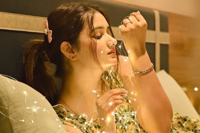 Arohi Khurana Biography: Wiki, Age, Height, Boyfriend, Family, Web Series and Movies