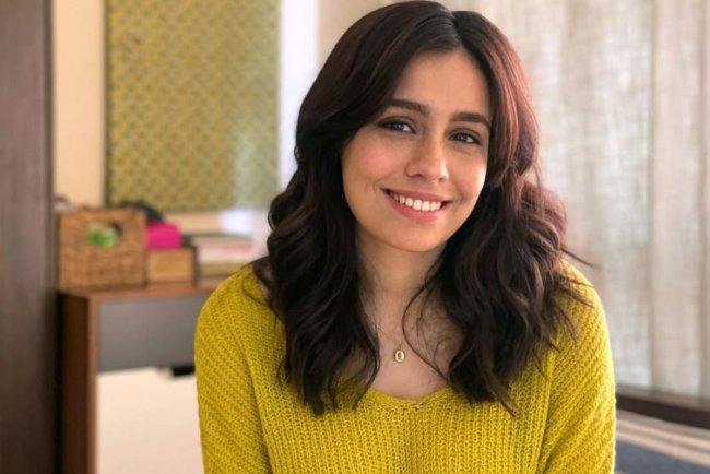 Shrishti Ganguli Rindani Biography: Wiki, Age, Height, Boyfriend, Family, Web Series & Movie