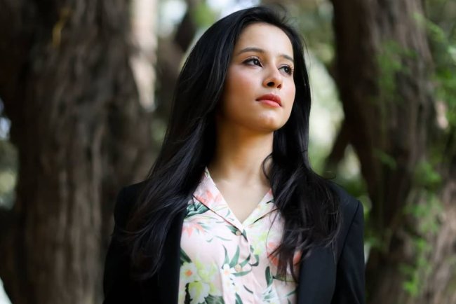 Shrutika Singh Biography: Wiki, Age, Height, Boyfriend, Family, Photos and Salary