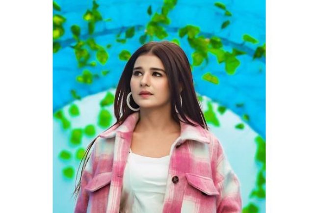 Khushi Baliyan Biography: Wiki, Family, Boyfriend, Age, Height, Songs, Movie, Series