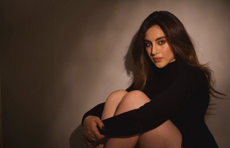 Samreen Kaur Biography: Wiki, Age, Height, Boyfriend, Family, Web Series and Movies