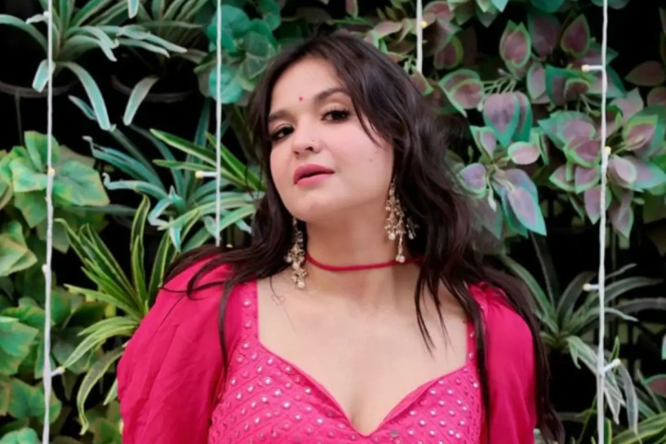 Nishi Tanwar Biography: MTV Roadies 20, Wiki, Age, Height, Boyfriend, Husband, Family, Web Series & Movie