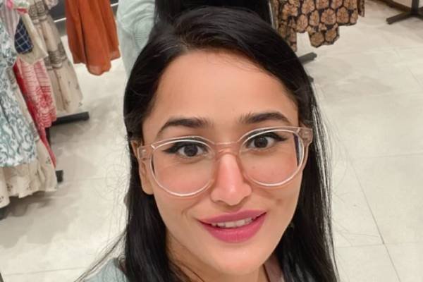 Kajal Pandey Biography: Wiki, Age, Family, Career, Boyfriend, Net Worth