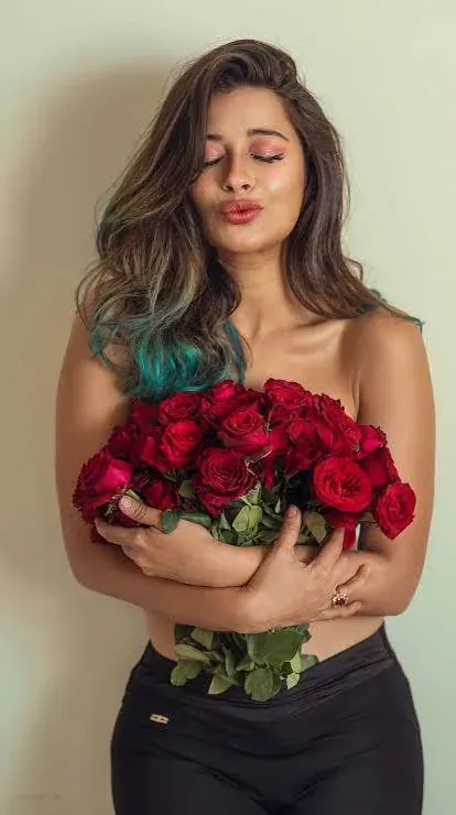 Nyra Banerjee Family