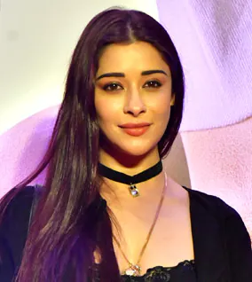 Nyra Banerjee Biography: Wiki, Movies, Boyfriend, Family, Age, Height & More