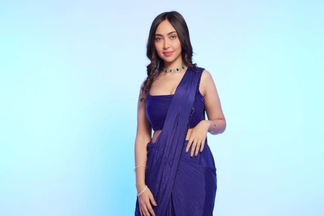 Kaashvi Hiranandani Biography: Wiki, Age, Height, Boyfriend, Family, Web Series and Movies