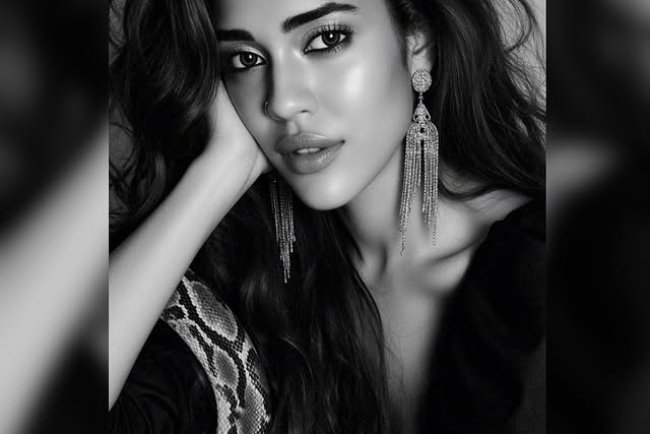 Hritu Zee: Biography, Age, Height, Movies, Career, Family, and More