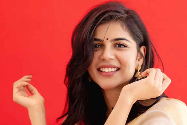 Kalyani Priyadarshan Biography: Wiki, Age, Height, Boyfriend, Family, Movies, Career.