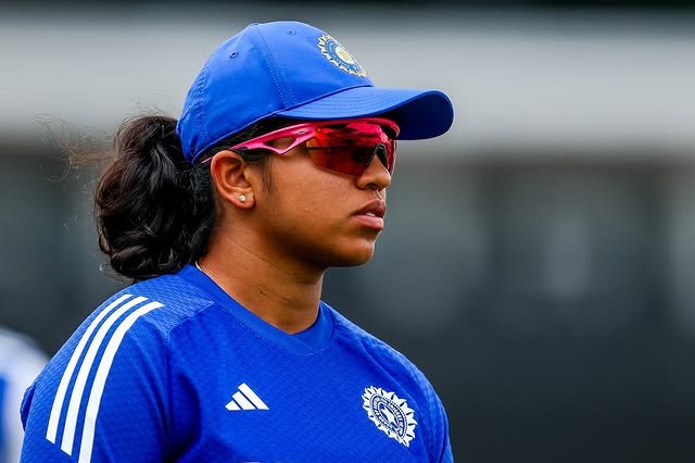 Richa Ghosh Biography: Cricket, Wiki, Age, Family, Career, Records & More