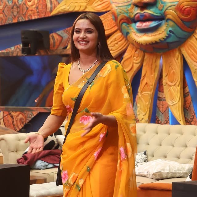 Neelam Giri Biography