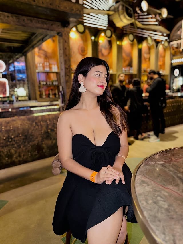 Tushikha Goswami Family