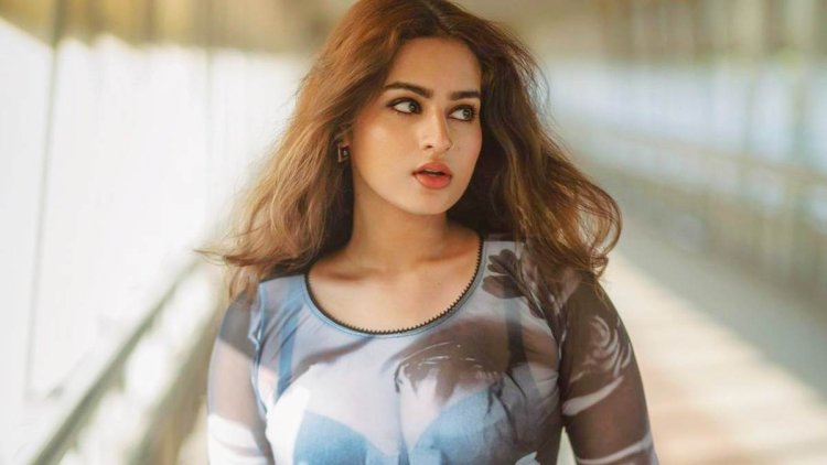 Ayesha Khan Biography: Wiki, Age, Height, Boyfriend, Movies, Family, Career & More