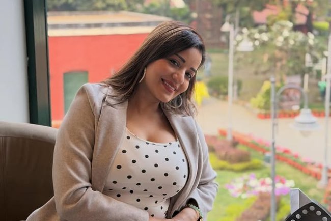 Monalisa (aka Antara Biswas) Biography: Wiki, Age, Height, Boyfriend, Family, Movies, Career & More