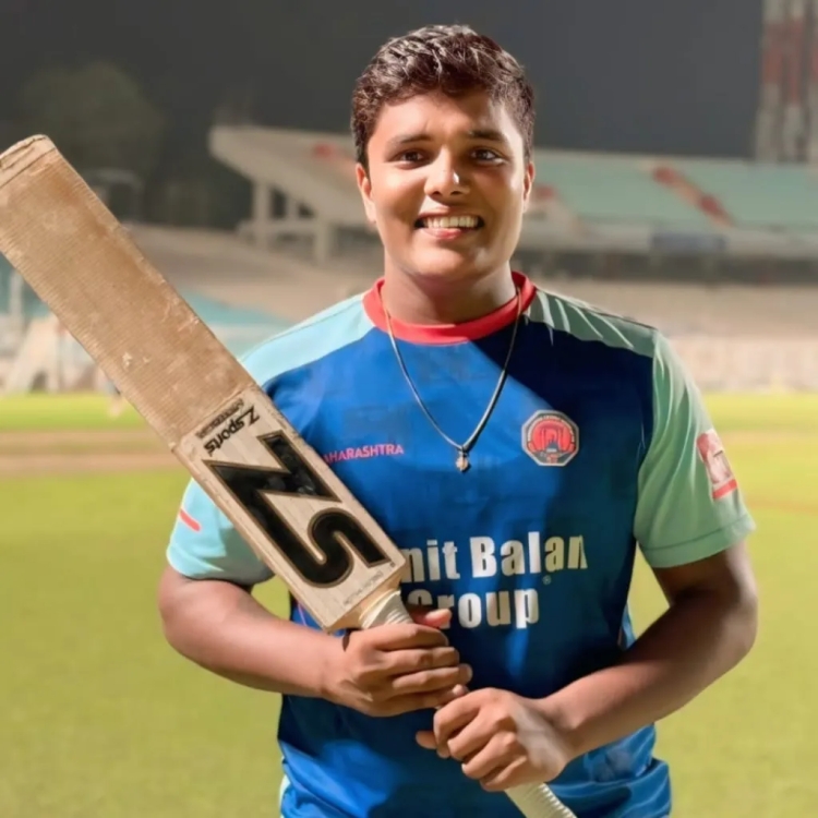 Kiran Navgire (Indian Cricketer) Biography: Wiki, Age, Height, Boyfriend, Family, Career & More.