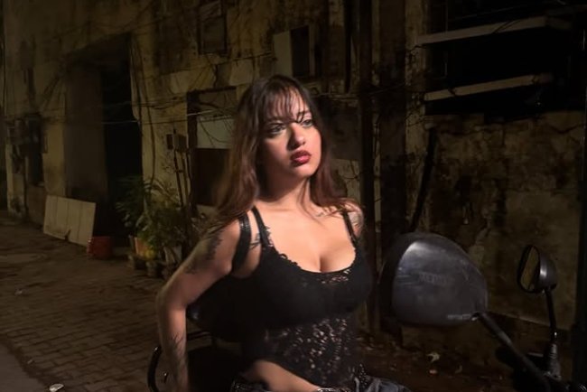 Ruru Thakur Biography: Wiki, Age, Height, Boyfriend, Family, Career & More