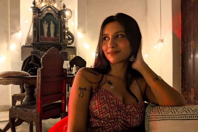 Khushi Rawal Biography (Splitsvilla 16): Wiki, Age, Height, Boyfriend, Family & More.