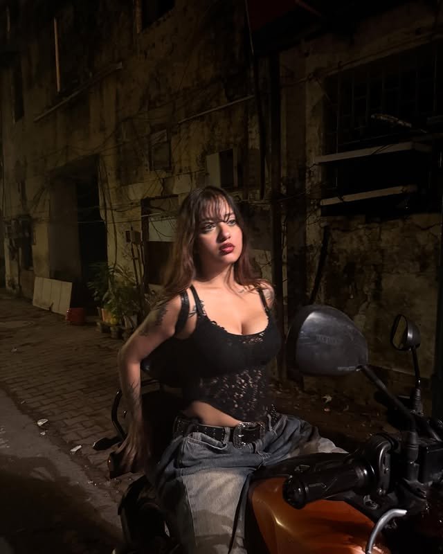 Ruru Thakur Biography: Wiki, Age, Height, Boyfriend, Family, Career & More