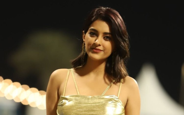 Ayushi Shekhawat Biography: Real Name, Wiki, Age, Height, Boyfriend, Family, Web Series and Movies