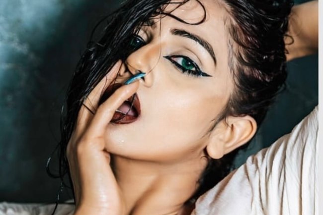 Neha Vyas Biography: Wiki, Age, Height, Boyfriend, Family, Movies & More.