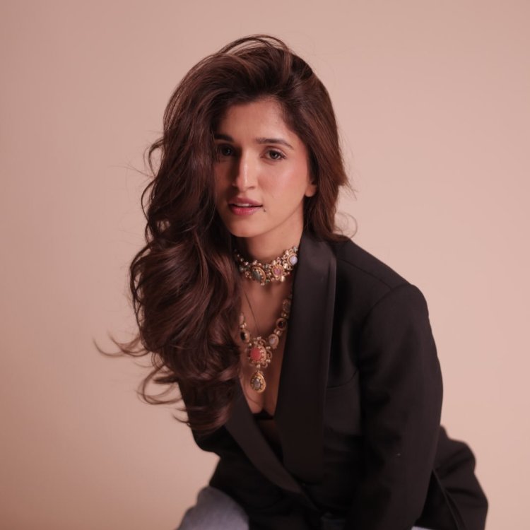 Nidhi Shah Biography: Wiki, Age, Height, Boyfriend, Family, Movies, Career & More.