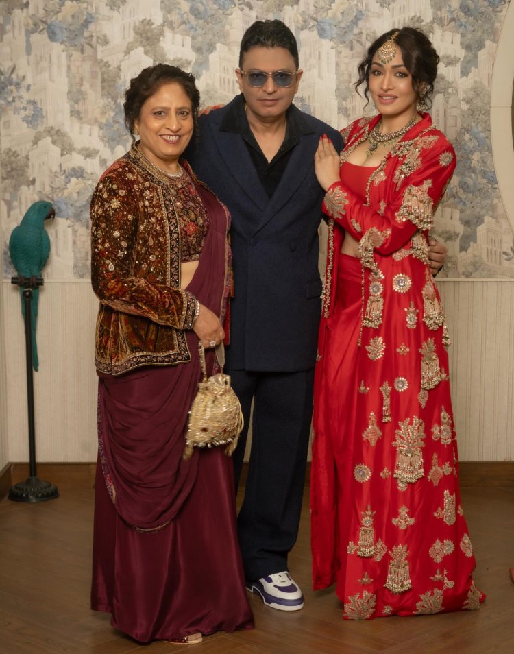 Khushalii Kumar Family