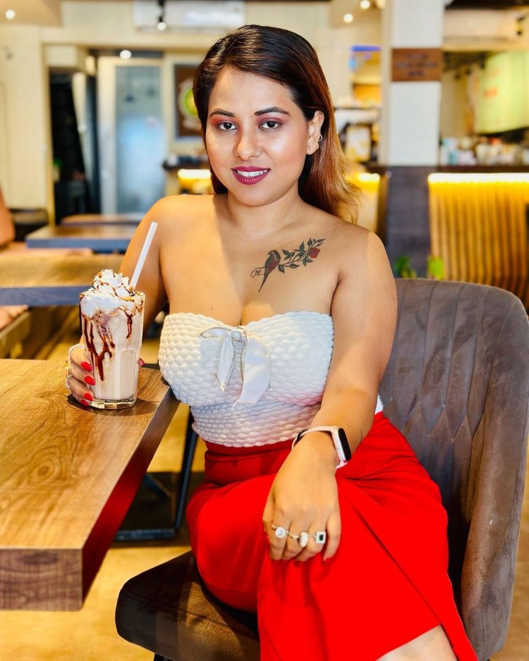 Tina Nandy Biography