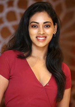 Kamakshi Bhaskarla Biography