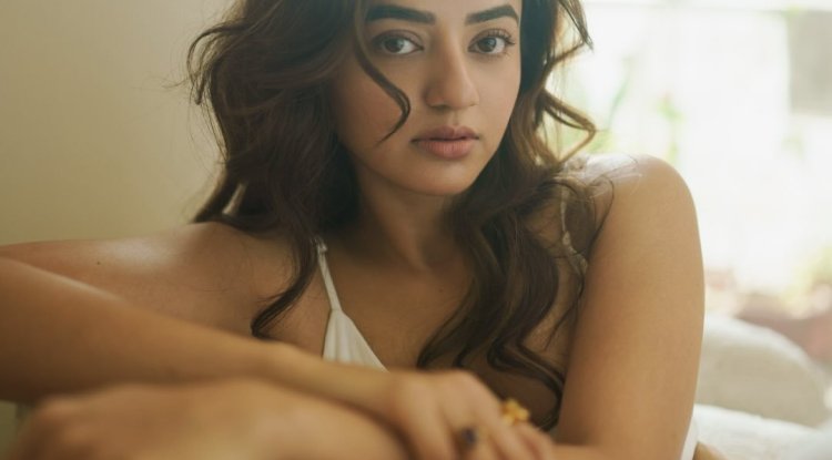 Helly Shah Biography - Wiki, Age, Husband, Swaragini, Devanshi, Movies, Family, Net Worth