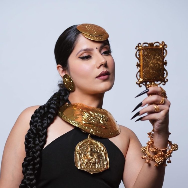 Agsy Rapper Biography - Real Name Agrita Dhawan, Age, MTV Hustle, Boyfriend, Songs, Net Worth