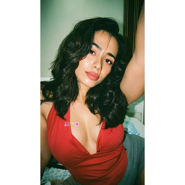 Aqsa Varghese