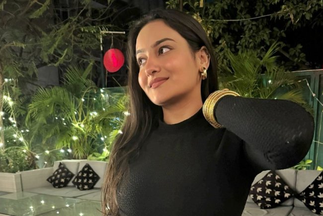 Khushi Gupta Biography: Real Name, Wiki, Age, Height, Boyfriend, Family, Web Series and Movies