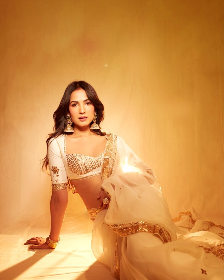 Sonal Chauhan Biography